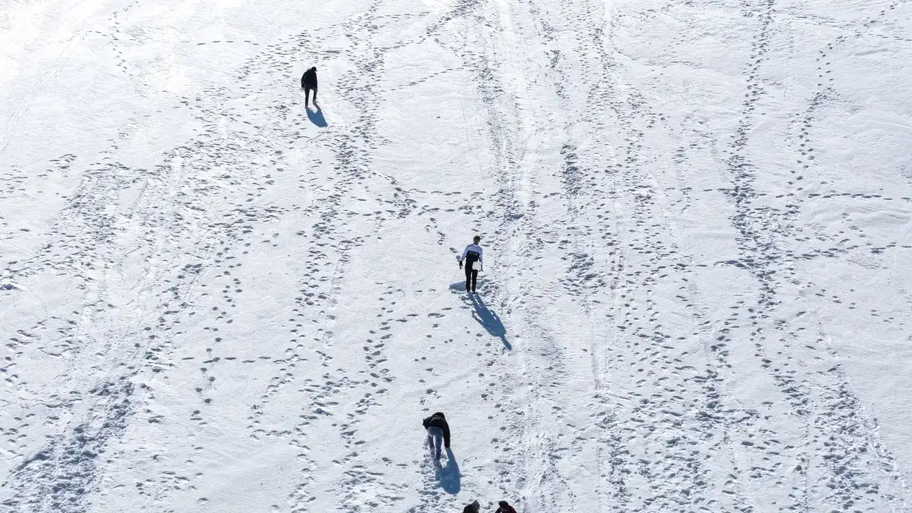 40 Kilometrede 15 Derece Fark: Saklıkent’te Kayak, Konyaaltı’nda Deniz 9